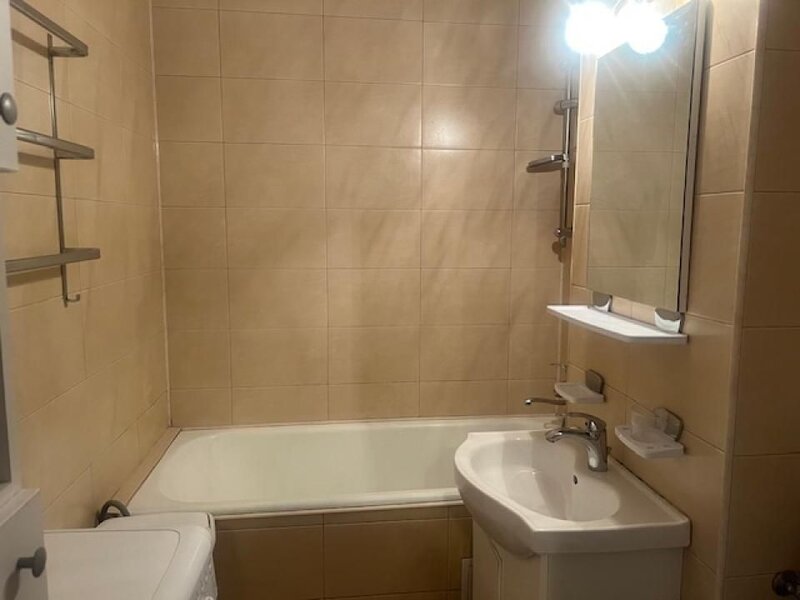 Apartament 4 camere Vergului- Spitalul Malaxa.