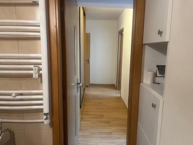 Apartament 4 camere Vergului- Spitalul Malaxa.