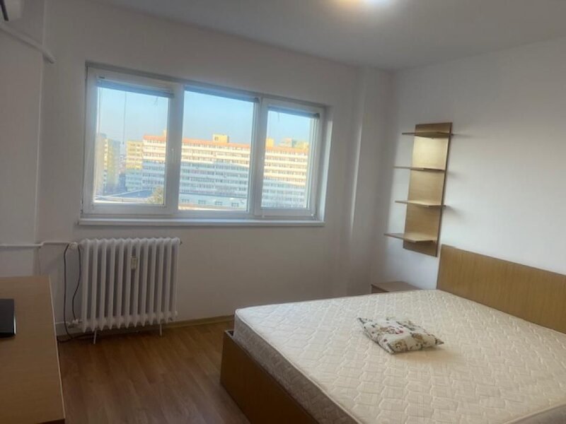 Apartament 4 camere Vergului- Spitalul Malaxa.