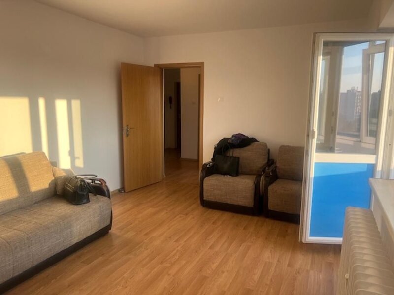 Apartament 4 camere Vergului- Spitalul Malaxa.